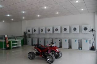 自助洗衣加盟連鎖店與干洗店 哪個(gè)更具投資價(jià)值？